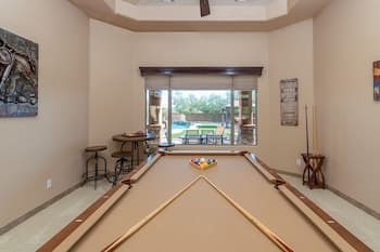 Casa Vista 4 Bedroom Home by RedAwning