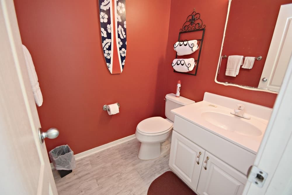 Seasons By The Sea #a2 3 Bedroom Condo by RedAwning