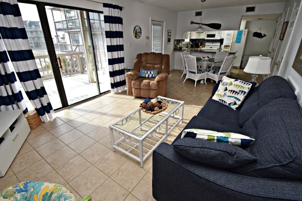 Heron Landing #11 2 Bedroom Condo by RedAwning