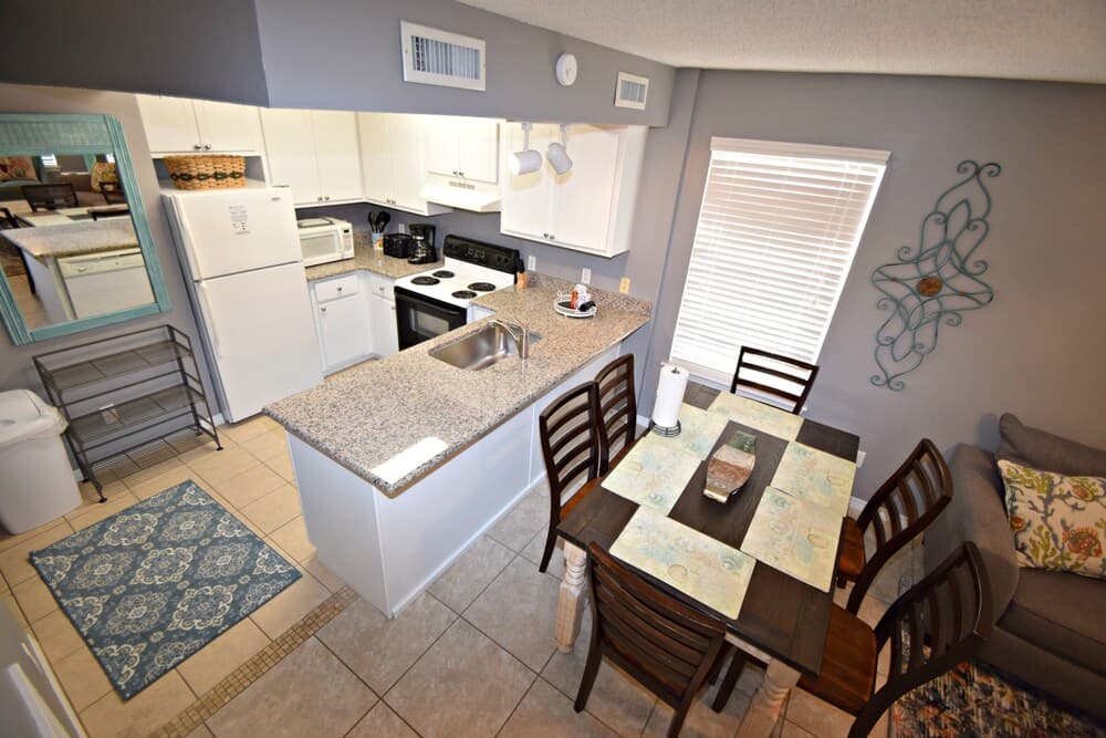 Sun Dreams Ii East 3 Bedroom Home by RedAwning