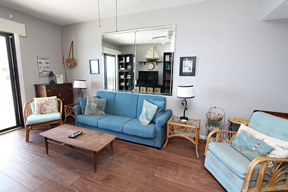 Phoenix Ii 2143 2 Bedroom Condo by RedAwning