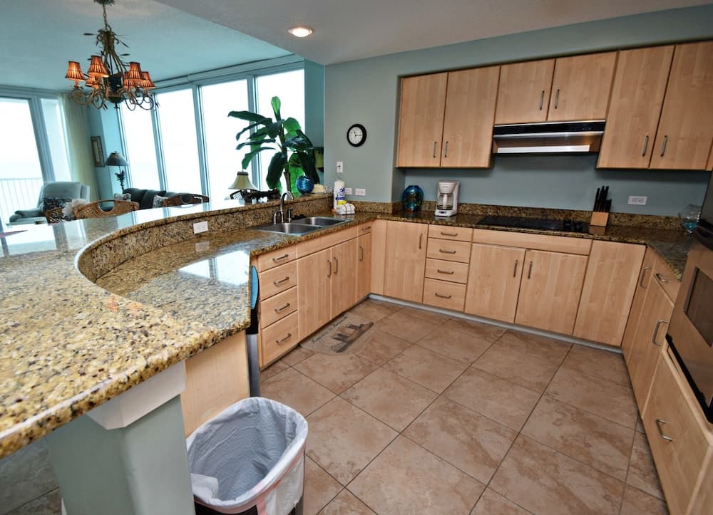 Island Tower 703 3 Bedroom Condo by RedAwning