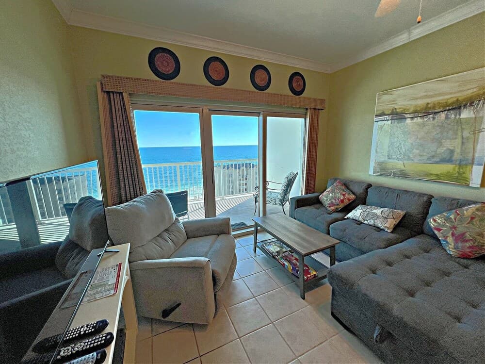 Crystal Tower 1303 2 Bedroom Condo by RedAwning