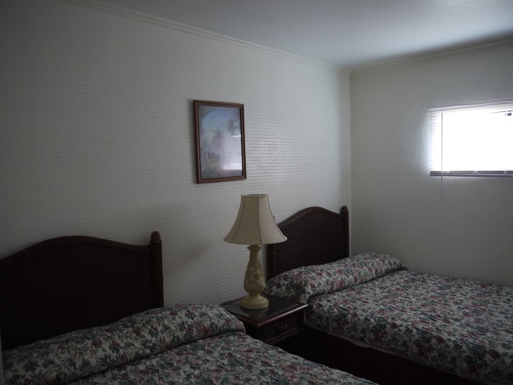 Chalan Kanoa Beach Hotel