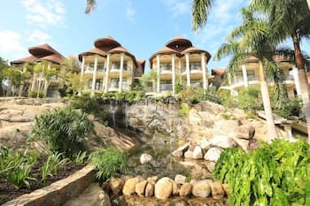 Malaika Beach Resort