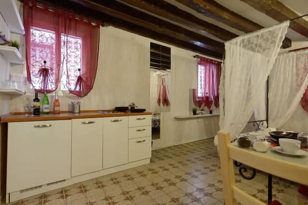 Mario Apartment 3631