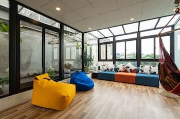 Backy Posh Hostel by Poshtel Vietnam