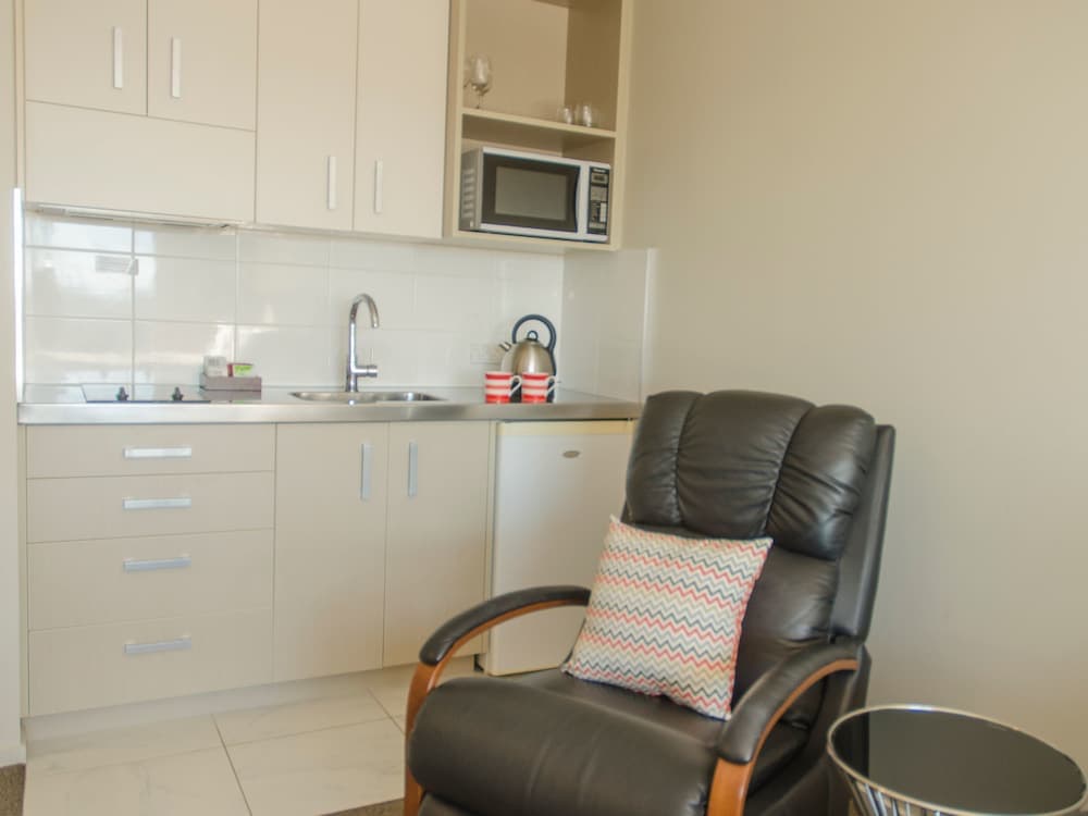 Coastal Ridge Apartments