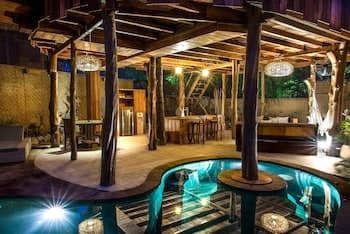 Gili Treehouses