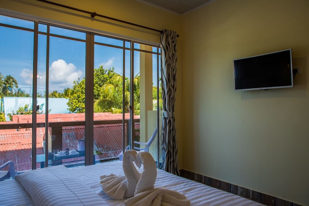 Relax Residence Thoddoo Maldives