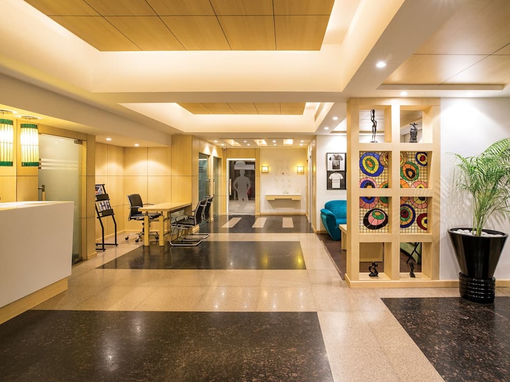 Lemon Tree Hotel Alwar