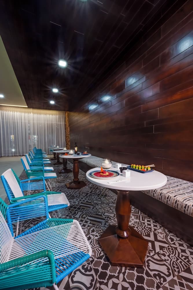 Krystal Urban Cancun & Beach Club