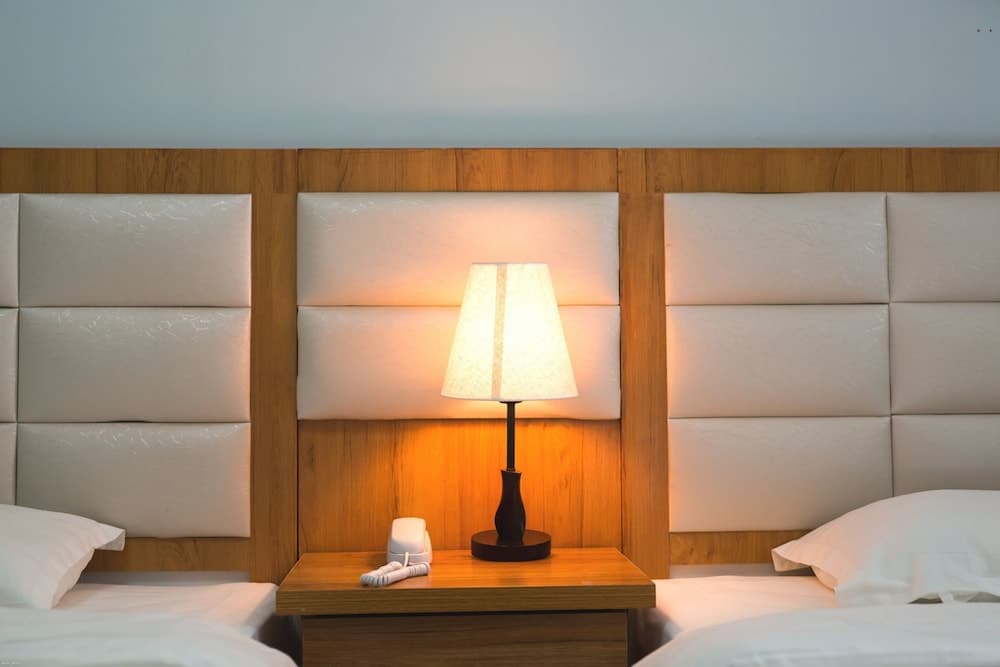 Pacific Islander Inn