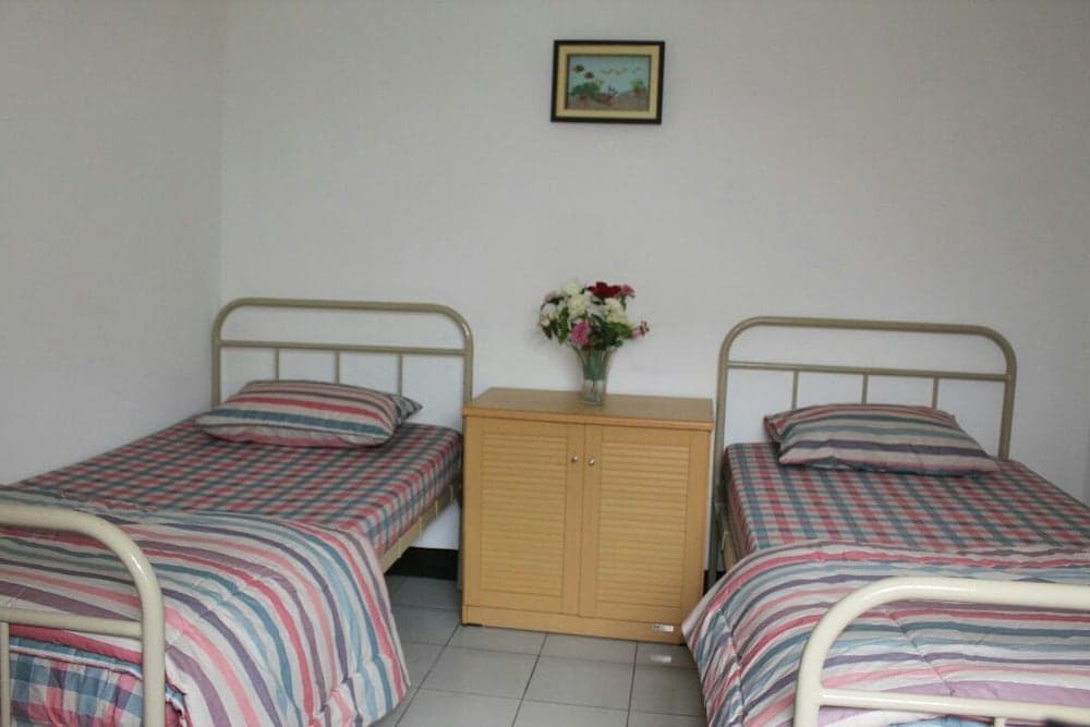 De Riau Cottage by HouseinBandung