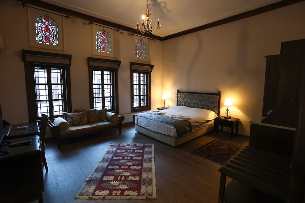 OTANTİK CLUB HOTEL & SPA