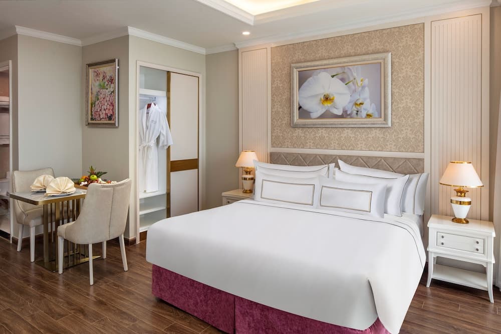 Melia Vinpearl Nha Trang Empire