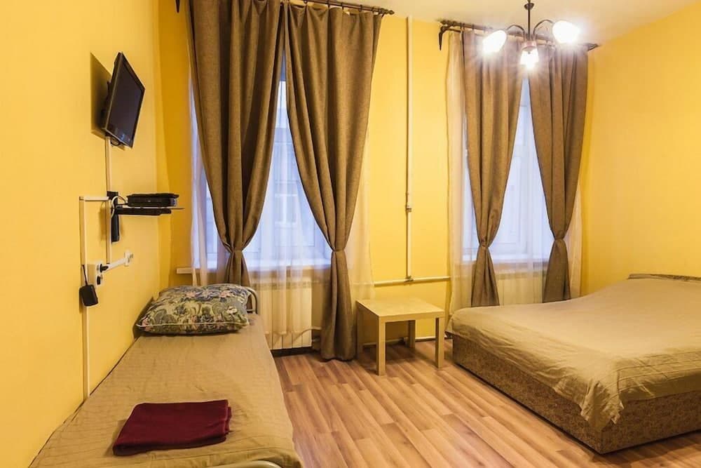 Old Flat Guest House on Ligovskiy