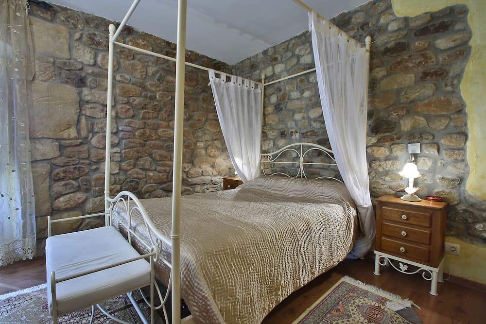 Posada Medieval el Manjon