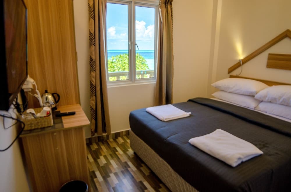 Golhaa View Inn By TES