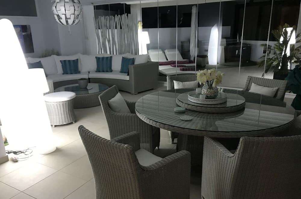 Luxury apartment near Estepona at Finca de Cortesin golf resort