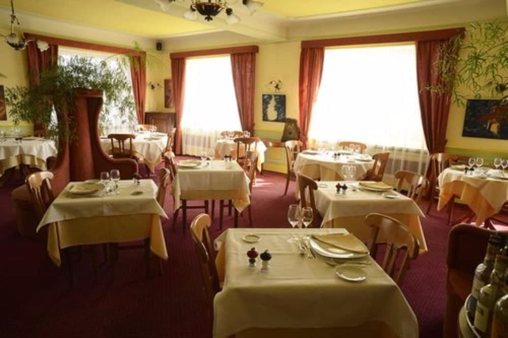 Hôtel le Pré Serroux