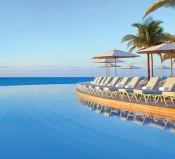 Lighthouse Pointe at Grand Lucayan