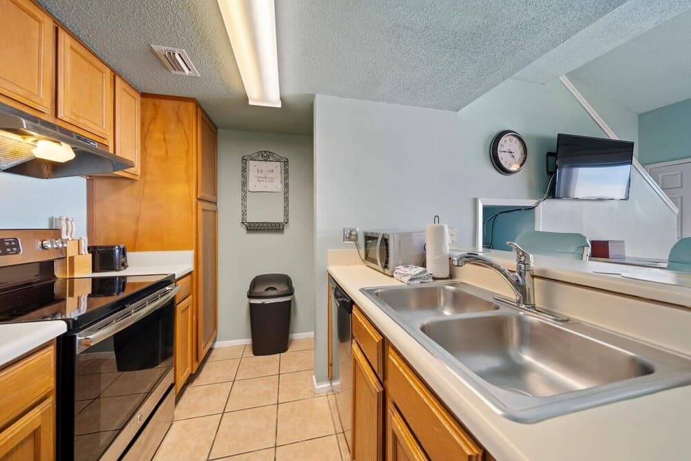 Sugar Beach 342 1 Bedroom Condo by RedAwning