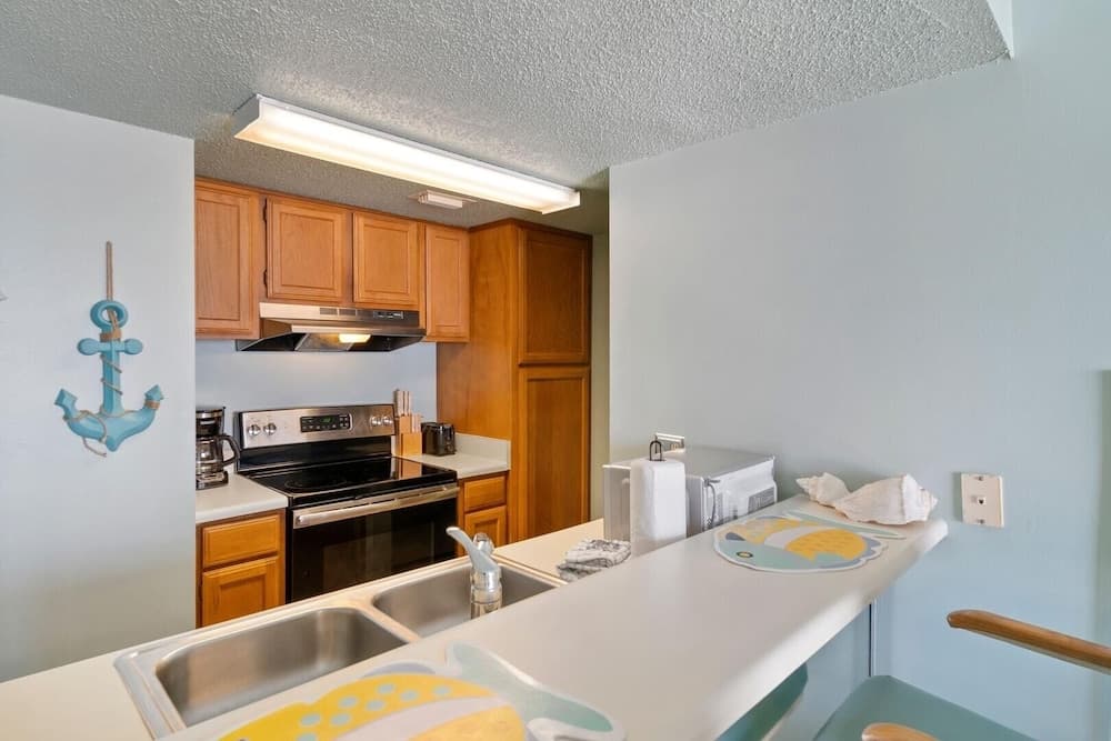 Sugar Beach 342 1 Bedroom Condo by RedAwning