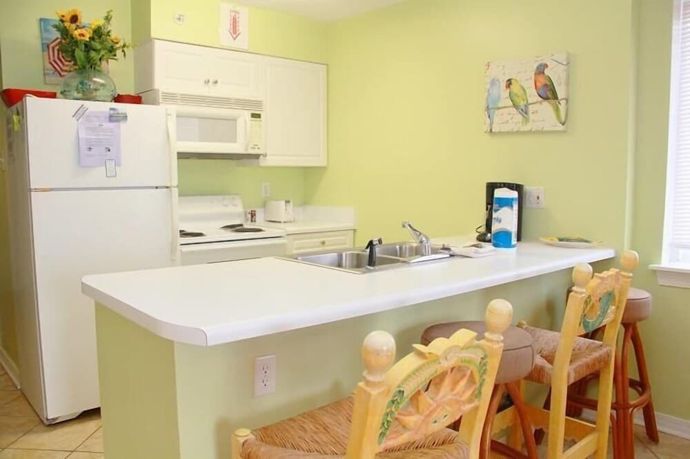 Royal Palms 1001 2 Bedroom Condo by RedAwning