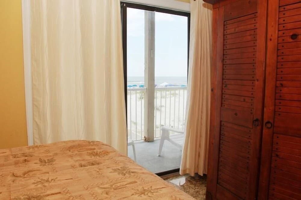 Romar Beach 102 2 Bedroom Condo by RedAwning