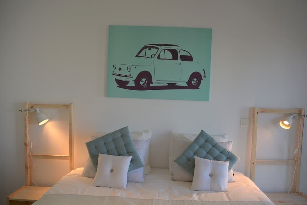 Modern & Bright by Homing