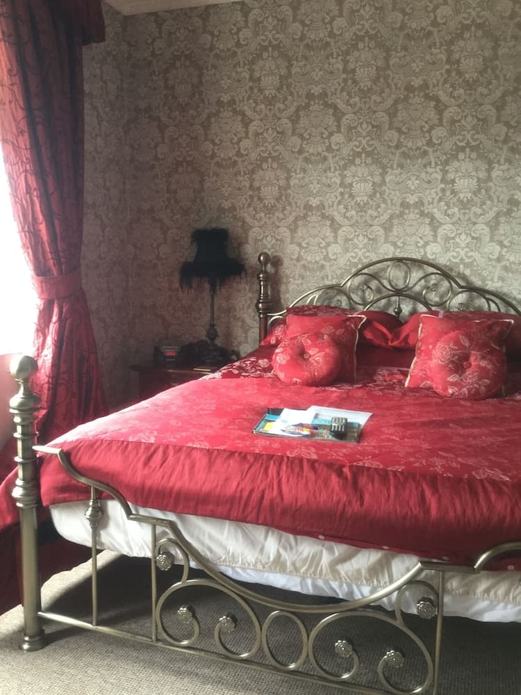 Plas Llwyd Guest House