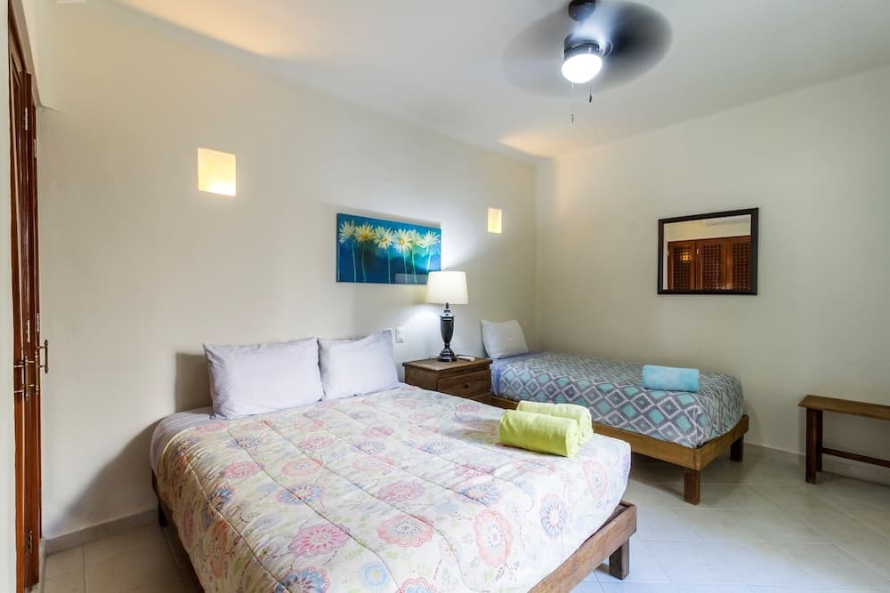 Playa Kaan 20 by Vimex