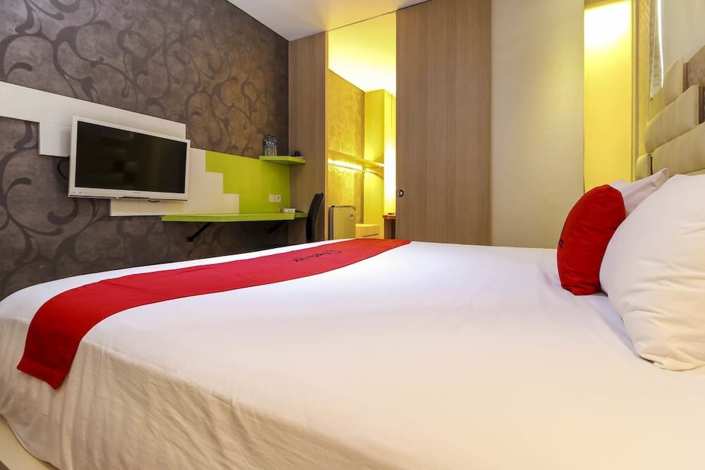 RedDoorz Plus near Tugu Jogja