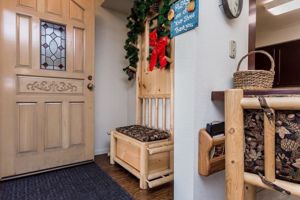 Snowcreek 613 Phase IV