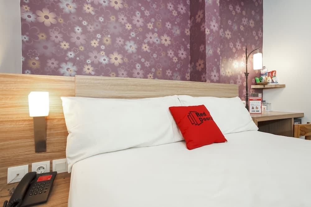 Reddoorz @ Raya Gubeng