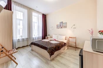 Hotel Democrat on Nevskiy 95