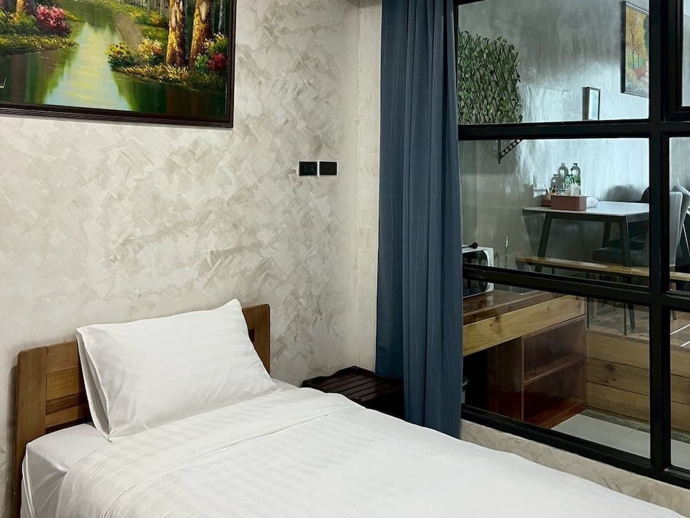 Baan Alisa Bed and Breakfast