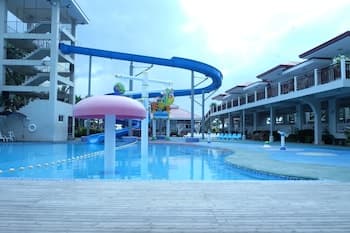 CML Beach Resort & Water Park