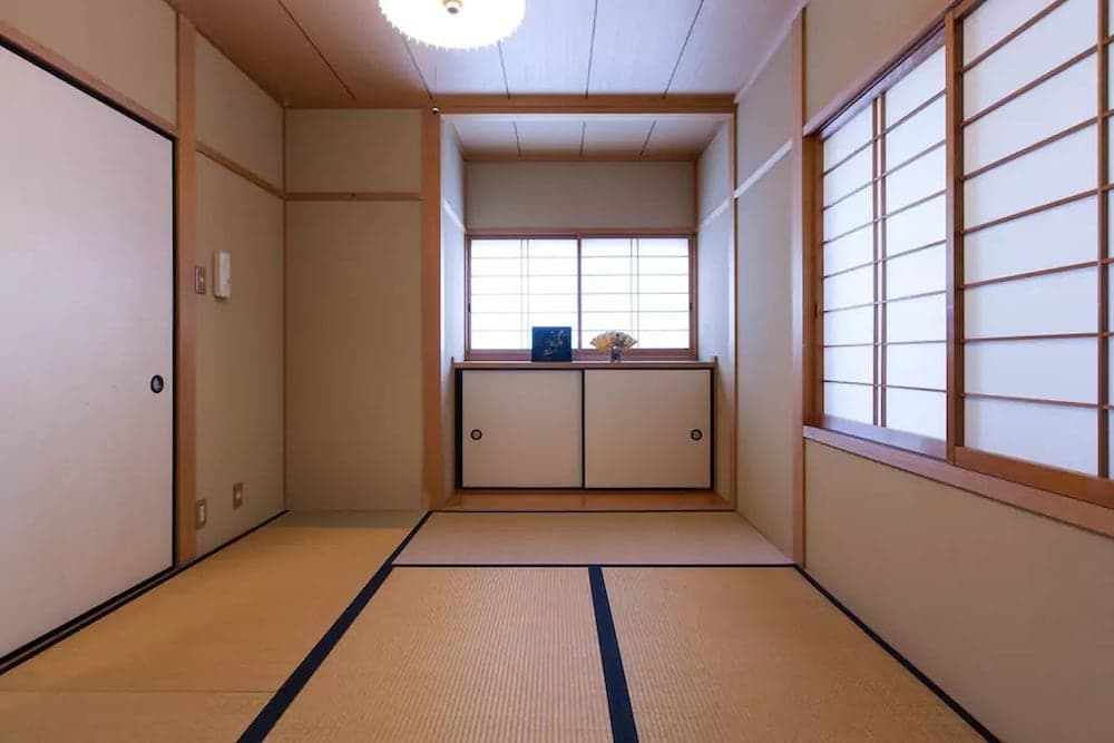 Nagomiya Kyoto Kamishichiken