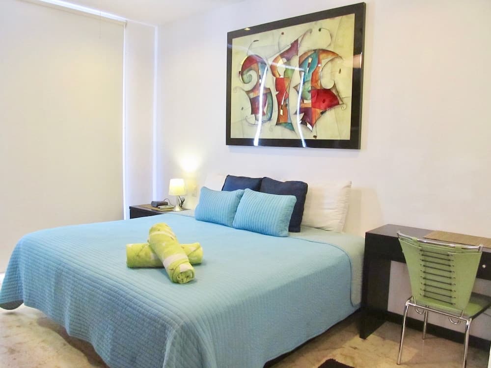 Bosque de los Aluxes Condos with private pool by PPR