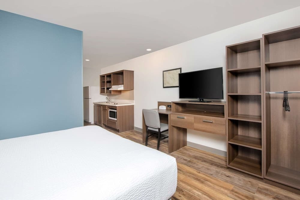 WoodSpring Suites Savannah Pooler