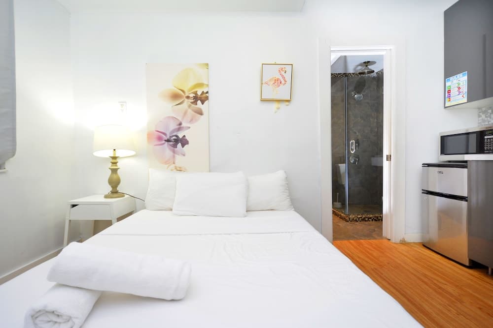 335 Ocean Walk Apartments