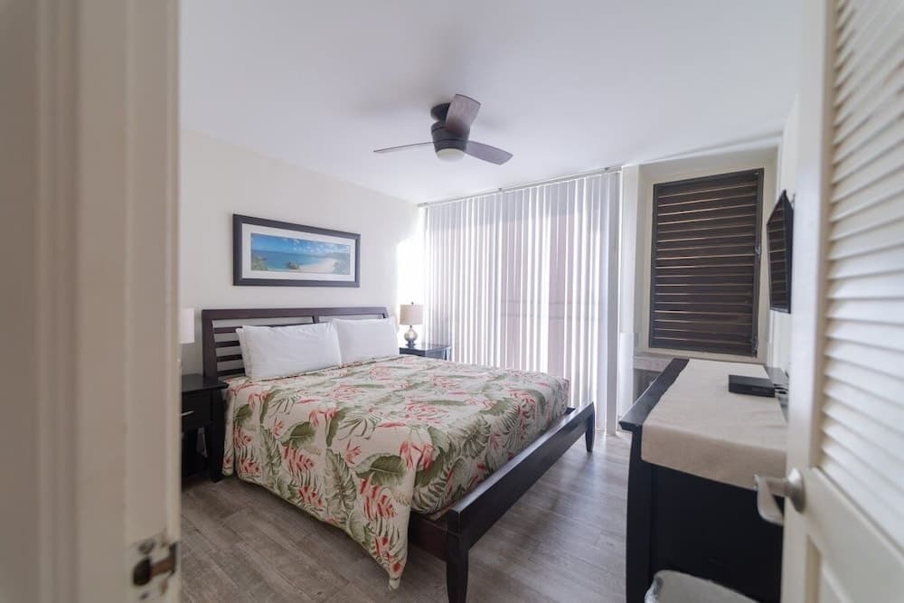 Turtle Bay Fazio First Tee 13***nuc 90-tvu-0579 1 Bedroom Condo by RedAwning