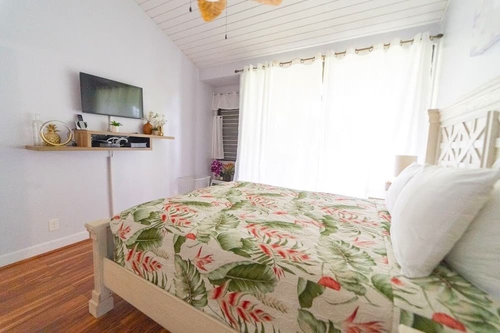 Turtle Bay Aloha Nui Loa***t-090-094-0800-01 1 Bedroom Condo by RedAwning