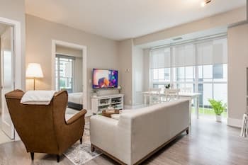QuickStay - Breathtaking 3-Bedroom in the Heart of Downtown
