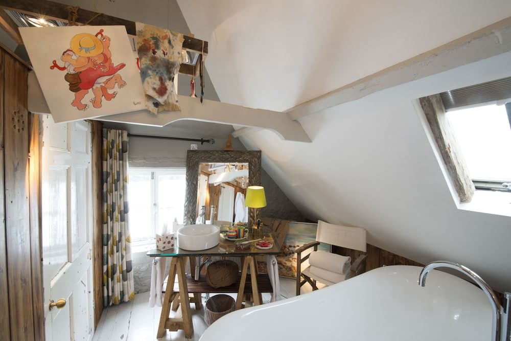 The Five Bells Inn Brabourne