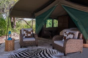 Nkwe Safari Lodge