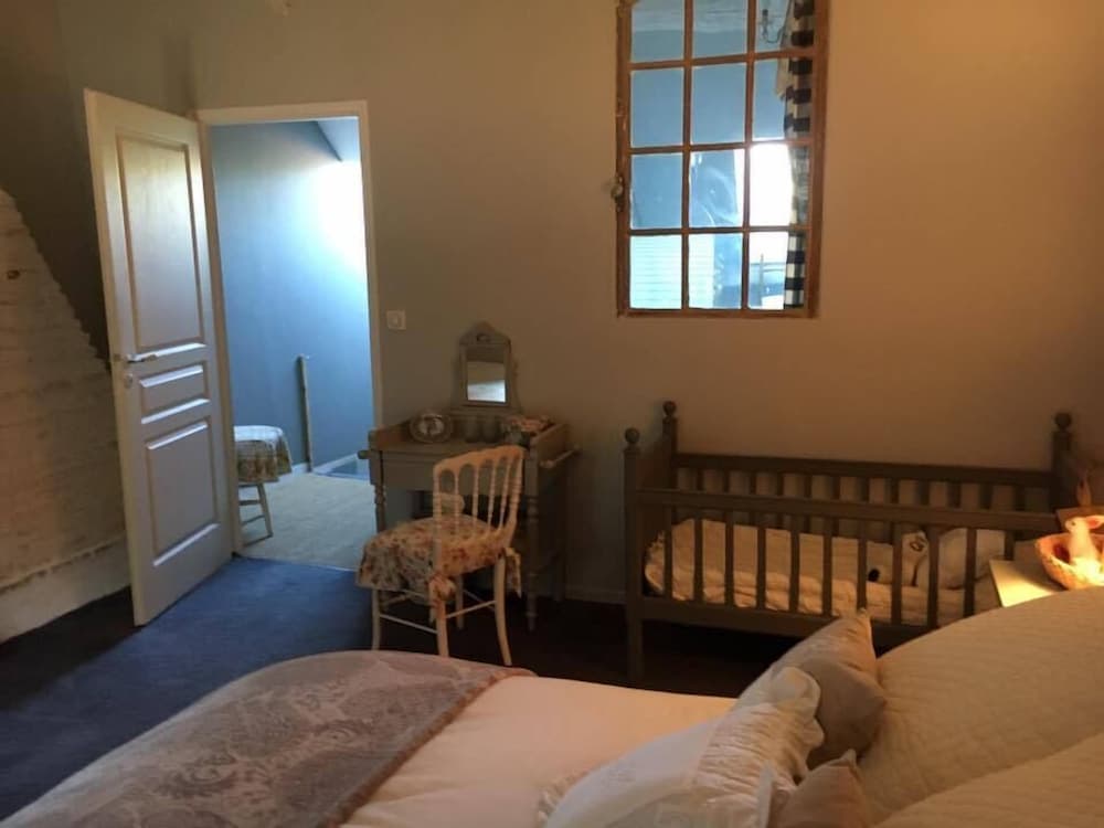 La Maison du Lac - Near Plage de Bonnu