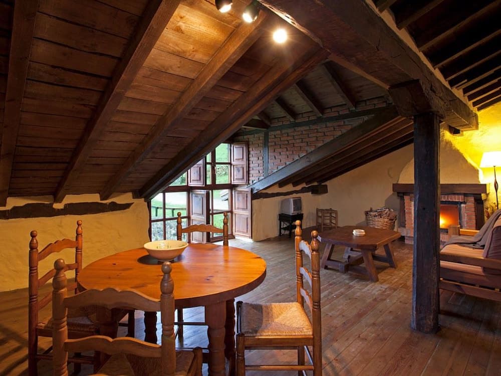 Casas Rurales Primorías - Camijanes